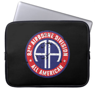 im Flugzeug Division "All American" Grunge Laptopschutzhülle