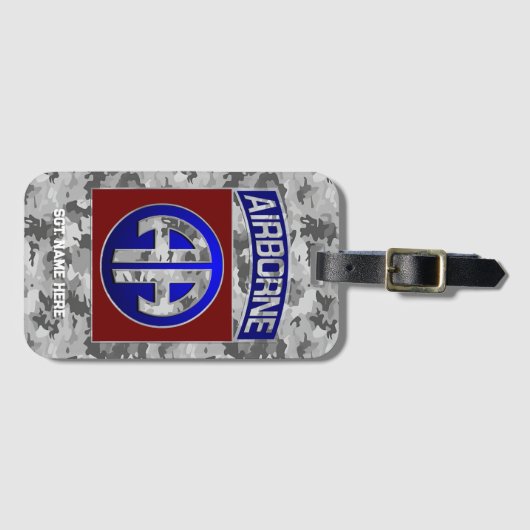 im Flugzeug Division All American Personalizable Gepäckanhänger (Vorderseite (Horizontal))