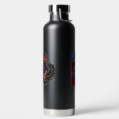im Flugzeug Fort Liberty Black 32 oz Flasche (links)