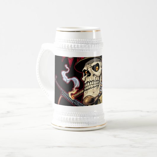 Im Flugzeug oder Marinefallschirmjäger-Schädel mit Bierglas (Vorderseite Links)