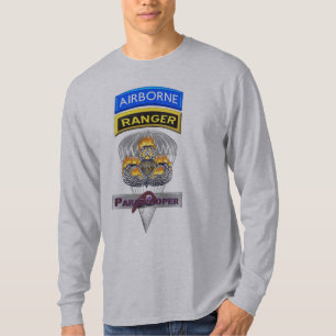 Im Flugzeug Ranger Master Flaming Parachutist Flü T-Shirt