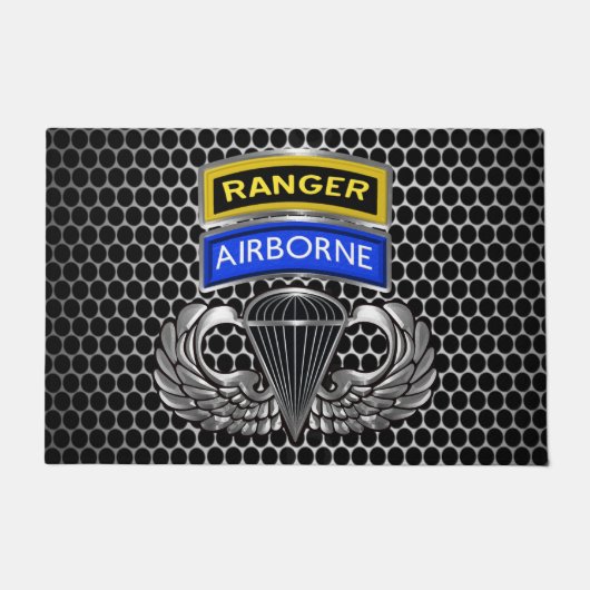 Im Flugzeug Ranger Paratrooper Fußmatte (Vorderseite)