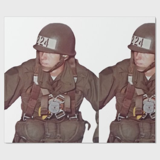 Im Flugzeug Schleifpapier  Geschenkpapier (Flach)