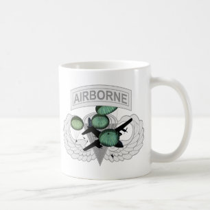 Im Flugzeug Sprung mit Flügeln Kaffeetasse