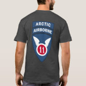 Im Flugzeug T - Shirt für die Arktis (Rückseite)