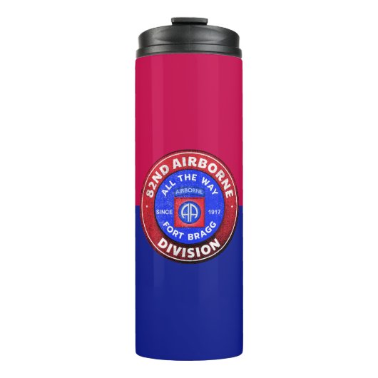 im Flugzeug Unternehmensbereich Proud Veteran Thermosbecher (Vorderseite)