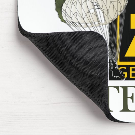 Im Flugzeug Veteran - 509. PIR Mousepad (Ecke)