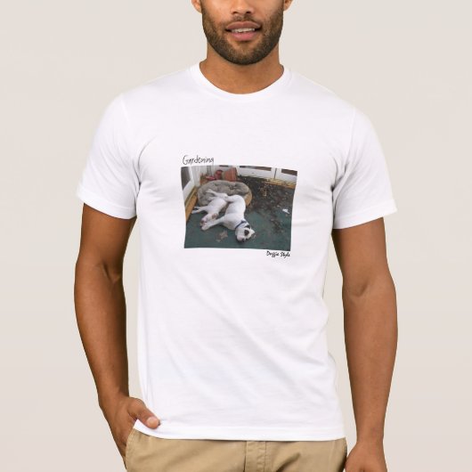 Im Garten arbeitenhündchen T-Shirt (Vorderseite)