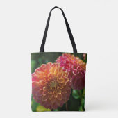 Im Garten von Dahlia 1 Tasche (Rückseite)