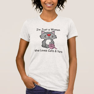 Im gerade eine Frau die Liebe-Katzen und Garn T-Shirt