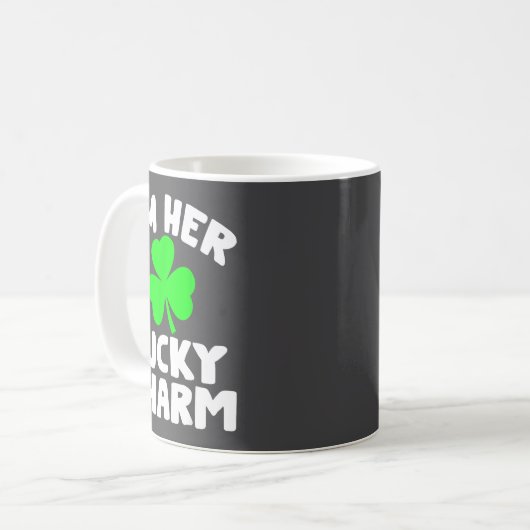 I'm Her Lucky Charm Funny Couples St Patrick's Day Kaffeetasse (Vorderseite Links)