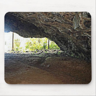 Im Inneren des Höhlengebirges auf einem Foto Mousepad