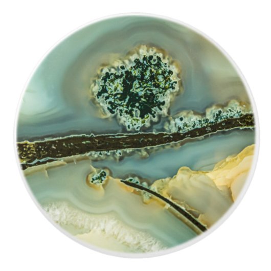 Im Inneren eines halb wertvollen Steins Keramikknauf (Vorderseite)