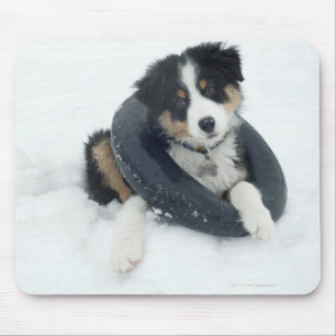 im inneren Rohr im Schnee Mousepad