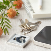 im inneren Rohr im Schnee Schlüsselanhänger (Seite)