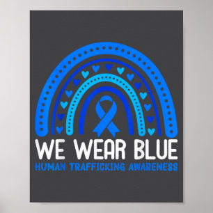 Im Januar trägt Blue Wear Human Trafficking Awaren Poster