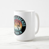 IM JULI SIND DIE FISCHEREI GEBOREN KAFFEETASSE (VorderseiteRechts)