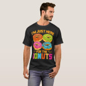 Im Just Here For The Donuts Funny Halloween T-Shirt (Vorne ganz)