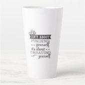 Im Leben geht es nicht darum, sich selbst zu finde Milchtasse (Vorderseite)