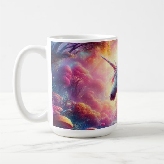 Im lebendigen Fantasy-Wald vereint Kaffeetasse (Links)