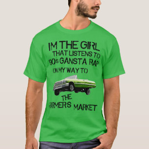 Im Mädchen, das den Gangsta-Rap der 90er Jahre auf T-Shirt