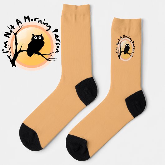 I'm Not A Morning Person funny owl quote Socken