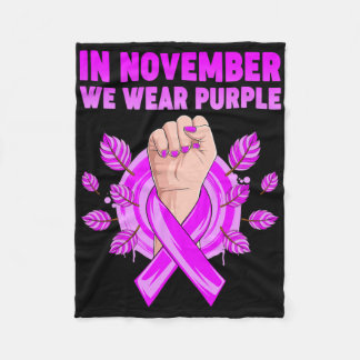 Im November tragen wir eine Lila Heimerheimer-Sens Fleecedecke