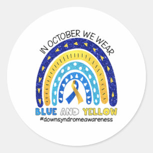 Im Oktober tragen wir das blaue und gelbe Down-Syn Runder Aufkleber
