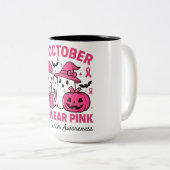 Im Oktober tragen wir Pink Ghost Breast Cancer Awa Zweifarbige Tasse (VorderseiteRechts)
