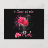 Im Oktober tragen wir rosa Flamingo Brustkrebs Awa Postkarte (Vorderseite)