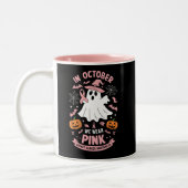 Im Oktober tragen wir rosa Geisterhexen Brustkrebs Zweifarbige Tasse (Links)