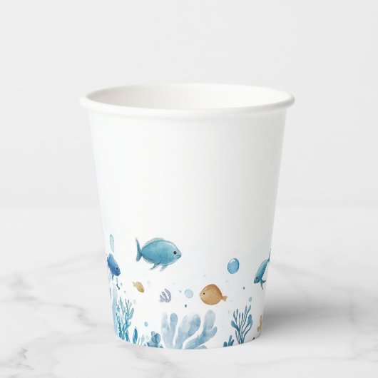 Im Rahmen des Meerespapiers Pappbecher (Vorderseite)