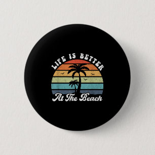 Im Retro-Shirt des Beach Palm Tree ist das Leben b Button