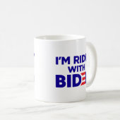 i'm Ridin mit Biden 2024 Kaffeetasse (VorderseiteRechts)