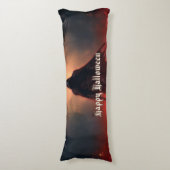 Im Schatten des grimmigen Sensenmanns - Halloween Seitenschläferkissen (Vorderseite Vertikal)