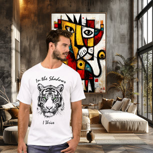 Im Schatten thrive ich - Fierce Tiger Line Art T-Shirt