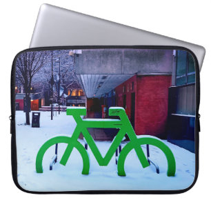 Im Schnee stecken Laptopschutzhülle