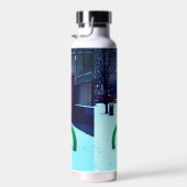 Im Schnee stecken Trinkflasche (Rechts)