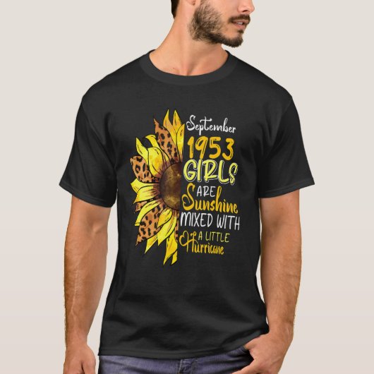 Im September 1953 werden Mädchen mit Hurri-Sonnens T-Shirt (Vorderseite)