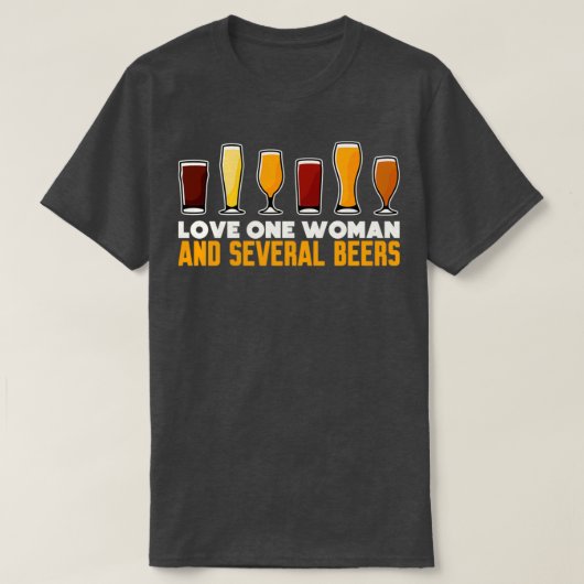 Im Silently Judging Your Beer Selection T T-Shirt (Design vorne)