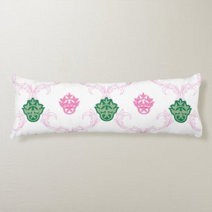 Im Sommer können Sie sich ganz nach Ihren Wünschen Seitenschläferkissen