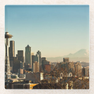 Im Stadtzentrum gelegene Seattle-Skyline und Glasuntersetzer