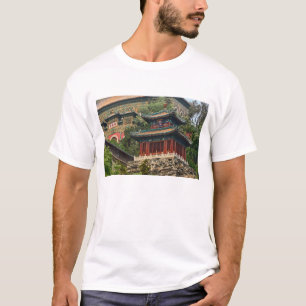 Im Umland des Bezirks Haidian gelegen, T-Shirt