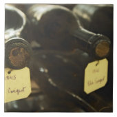 Im Untergrund Weinkeller: Flaschen Fliese (Vorderseite)