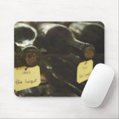 Im Untergrund Weinkeller: Flaschen Mousepad (Mit Mouse)