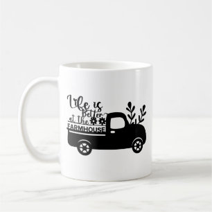 Im Vintagen LKW im Bauernhof ist das Leben besser Kaffeetasse