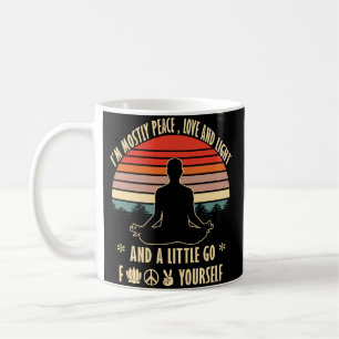 Im Wesentlichen Frieden Liebe und Licht, Yoga-T -  Kaffeetasse