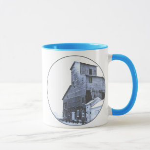 Im Winter ist der Kornaufzug Tasse