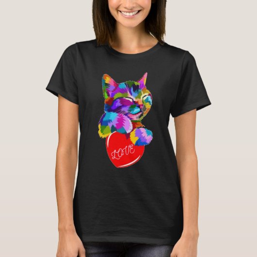 Image of kitten holding heart. T-Shirt (Vorderseite)