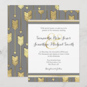 Imitate Foil Golden Arrows Gray Wedding Einladung (Vorne/Hinten)